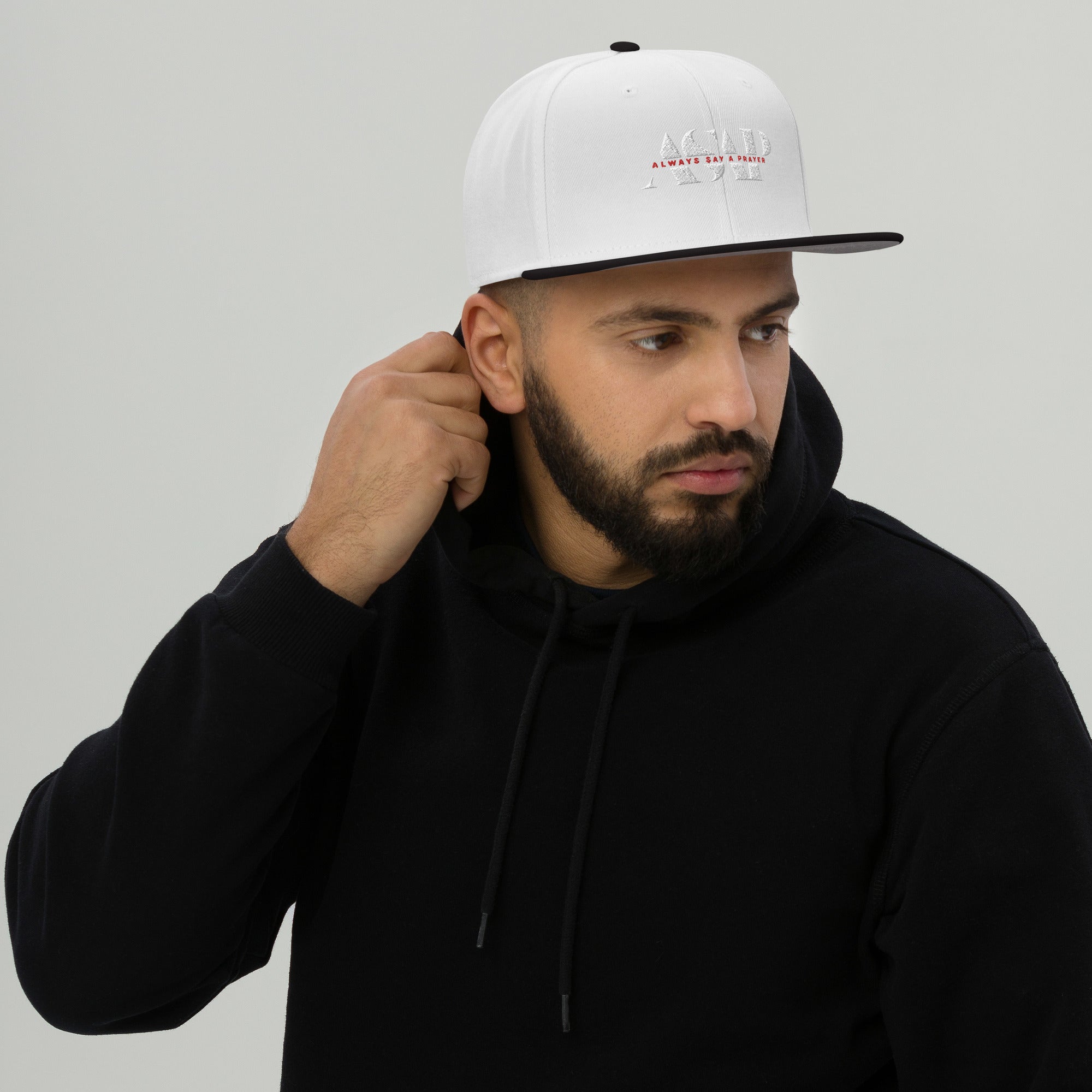 men wearing a snapback cap white with white asap print