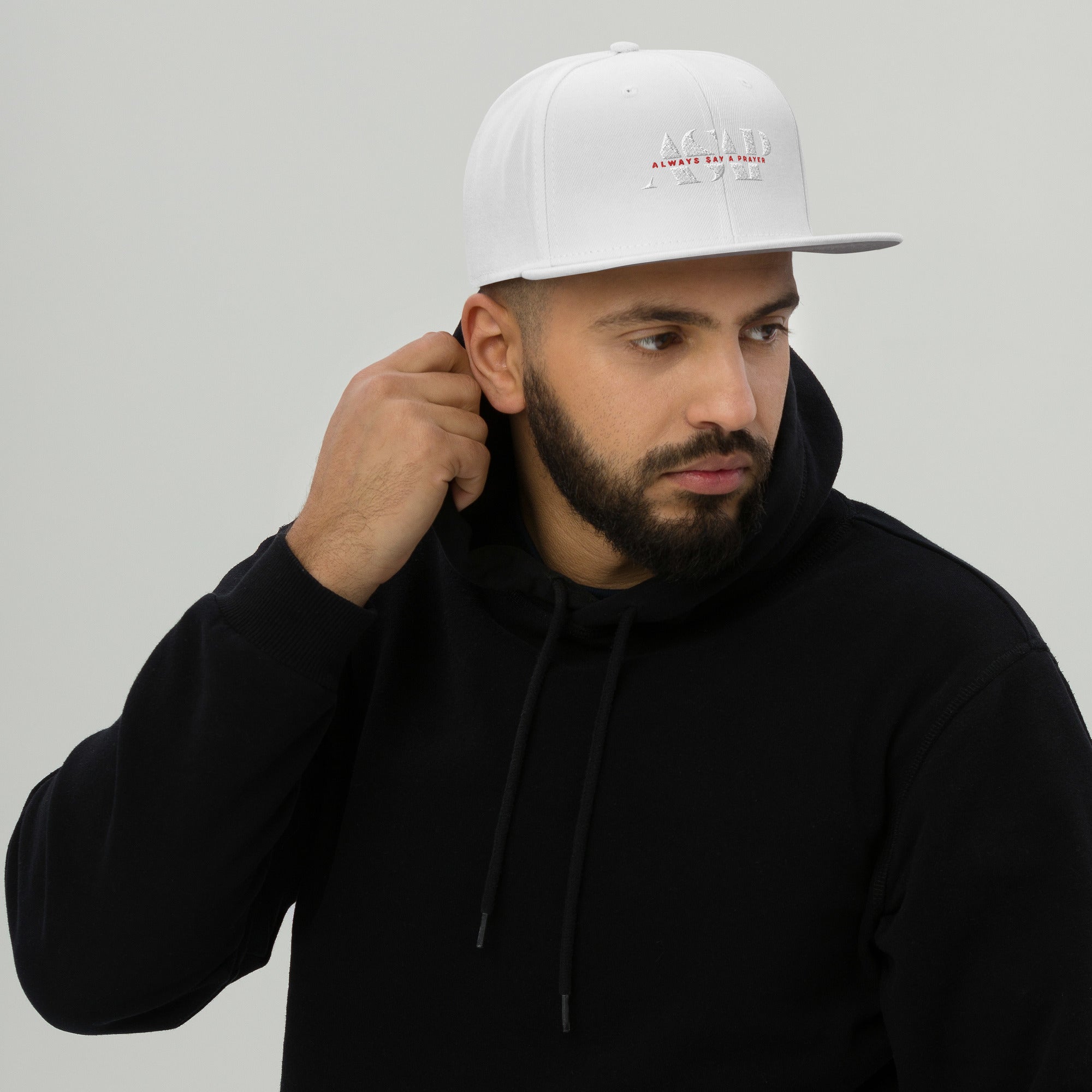 men wearing a snapback cap white with white asap print